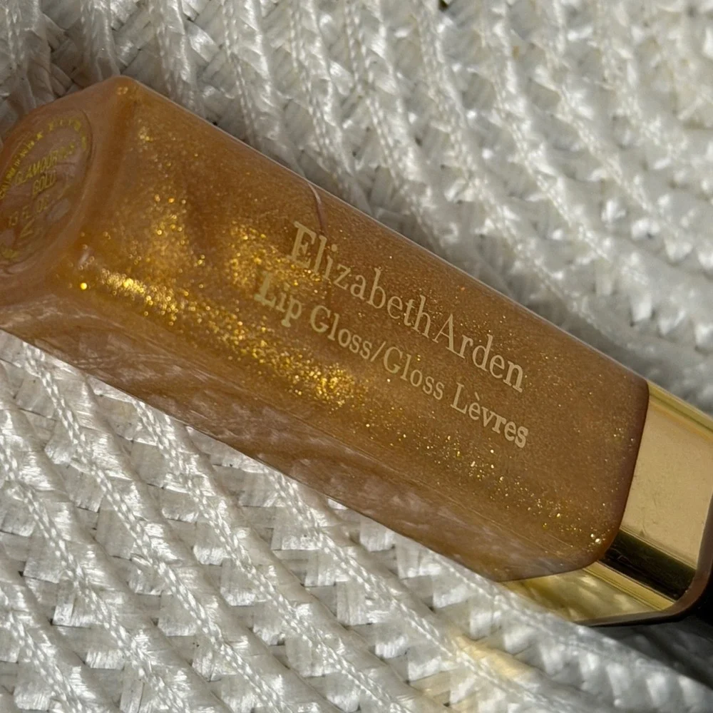 Elizabeth Arden brand elizabeth
